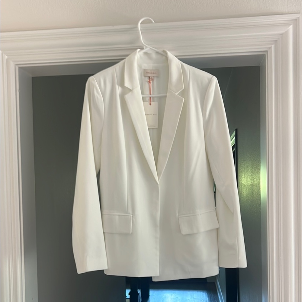 Skies Are Blue White Blazer Classic Notched Lapels